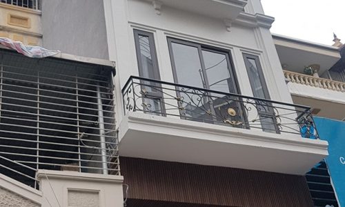 Nhà mới, mặt phố Quan Nhân, lô góc 3 thoáng, kinh doanh; DT40m2; 7T; MT4m