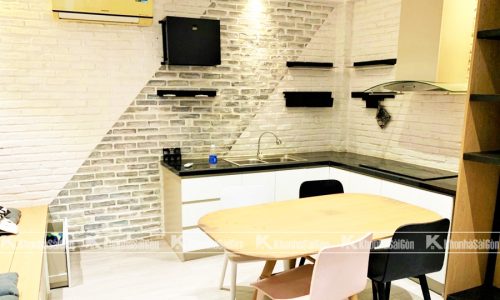 Chính chủ ngộp vốn cần bán gấp giá rẻ nhà Quận 1, SHR, 3tỷ550