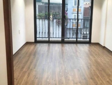 Bán nhà ngay phố Tôn Đức Thắng – giao thông thuận tiện – vị trí trung tâm