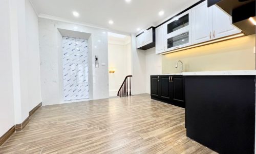 Tân Mai, thang máy ở ngay, ngõ thông ô tô, kinh doanh, dt 71mx6t, 13.5 tỷ Việt Nhà Phố: 0961865456 *** Pháp lý chuẩn