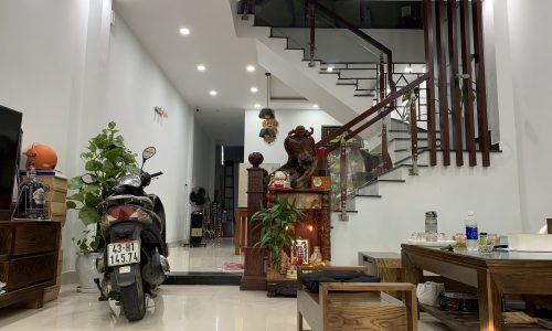 Mặt tiền đường Tế Hanh Hòa Xuân 3 Tầng 100m2 3.75 Tỷ