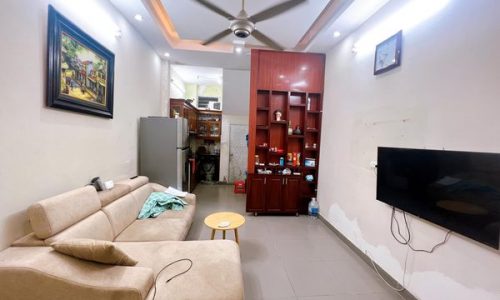 Bán nhà Thụy Khuê 30m 5T 3.5 tỷ, 3 bước ra phố