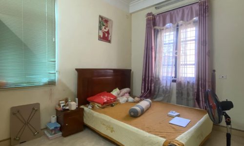 BÁN NHÀ ĐẸP NGÔ THÌ SỸ HÀ ĐÔNG NHÀ MỚI Ở NGAY NỘI THẤT 5 SAO 40M2 GIÁ 4.9 TỶ