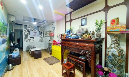 Bán nhà trung tâm Trâu Quỳ -80m2 5 tầng 1 tum, mặt phố kinh doanh.0982852808