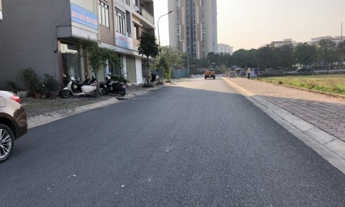Bán biệt thự 500m2 sẵn nhà 3T khu 31ha Trâu Quỳ -Mt 26m đường 13m.0982852808