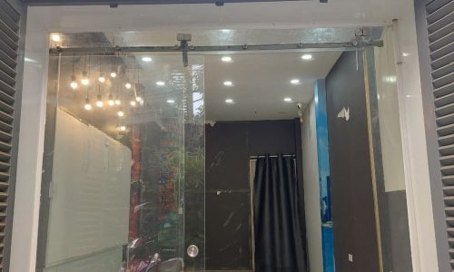 Cho Thuê Mặt Bằng hẻm xe hơi tới tận cửa Trần Hưng Đạo, P.2, Q.5 (7 Triệu)