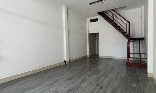 NHÀ TÂN HƯƠNG QUẬN TÂN PHÚ HẺM XE Ô TÔ 40m2 4.9 TỶ KHU DÂN TRÍ CAO