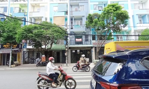 CHO THUÊ NHÀ MẶT TIỀN NGUYÊN CĂN (BÌNH PHÚ 1)