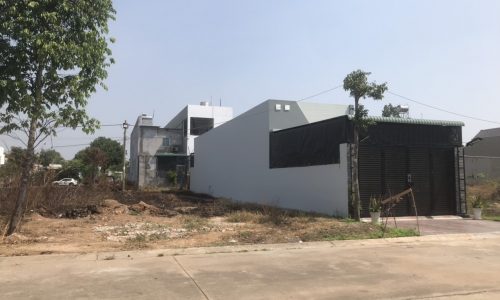 Bán gấp 150m2 ngay kdc, kcn sầm uất chỉ 900tr tiền mặt .hỗ trợ bank