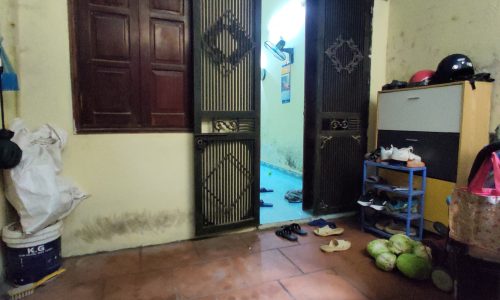 Bán nhà Mễ Trì Thượng, DT rộng 50m2, giá tốt 4.2 tỷ, Gần Ngõ Chính, vuông vắn, tiềm năng xây CCMN