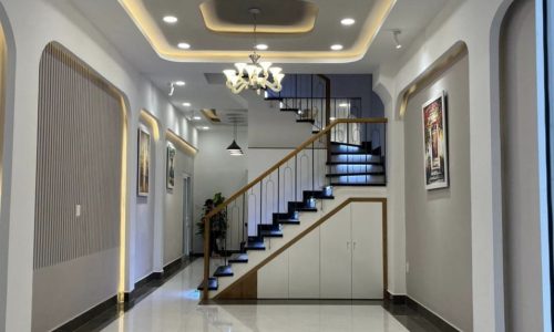 NHÀ MỚI VÀO Ở NGAY HXH