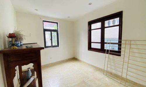 Bán Nhà Đống Đa, ngõ thông, vị trí trung tâm, DT 41m2, giá 6.8 tỷ, quận Đống Đa