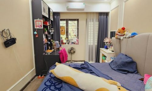 Bán Nhà Gấp ngõ 1194 Đường Láng, Nhà Đẹp 2 Thoáng, oto đỗ cửa,Tặng ful nội thất. 41m2*3tầng.