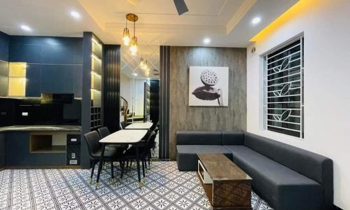 Bán nhà ngõ 64 Vũ Trọng Phụng, ô tô dừng đỗ, cách 30m, ngõ nông rộng, nhà dân xây mới ở luôn, 30m2, 5 tầng, mt 4.5m