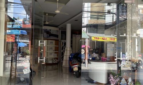 CẦN CHO THUÊ TẦNG TRỆT NHÀ MẶT TIỀN 63 HÒA HƯNG,PHƯỜNG 12,QUẬN 10.TPHCM