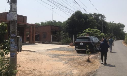 Cần thanh lí đất giá 690tr DT 231m2 full thổ cạnh QL22