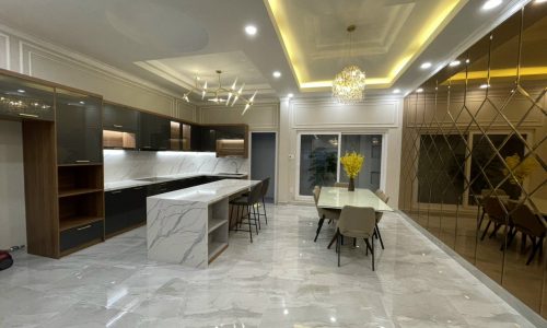Bán nhà Mặt Tiền Khu VIP Q1 Nguyễn Văn Tráng , Bến Thành, DT: 4mx18m , 4 tầng giá 55 tỷ TL.