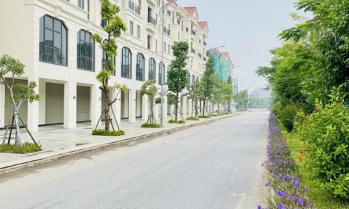 Bán cắt lỗ căn shophouse phố đi bộ đường 17m KĐT Hinode Royal Park giá 57 triệu/m2