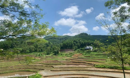 SỐC!!! SIÊU PHẨM view trên cao thoáng mát giá chỉ VÀI trăm triệu tại Tân Lạc Hòa Bình