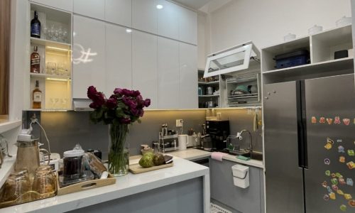 Siêu phẩm trên đường Ba Tháng Hai 2PN 3WC 2 phòng đọc sách có sân thượng