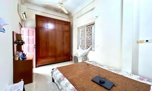 Chủ cần bán gấp chỉ 2.7 tỷ_35m2  x 5 tầng_ Nhà đẹp , View thoáng, gần trung tâm.