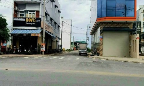 Lô góc 2 mặt tiền dự án thịnh vượng hoàng hữu nam DT 52m vị trí đẹp