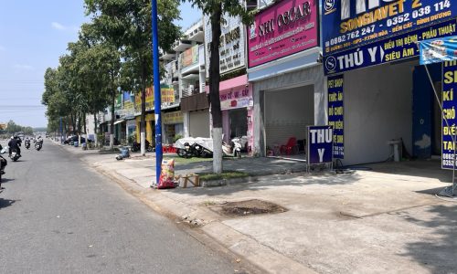 Kẹt tiền bán gấp lô đất 150m2 (5x30m) ngay cổng khu đô thị Mỹ Phước 3