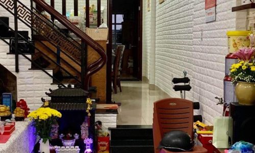 Nhà mặt tiền đường 13 phước bình DT 88m đúc 2 lầu ,giá tốt