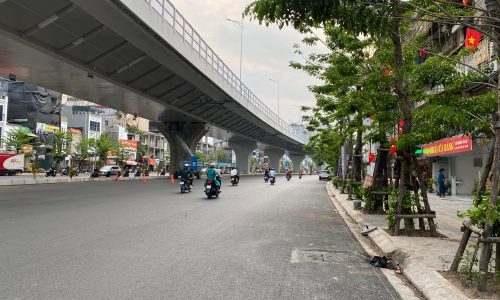 BÁN NHÀ MINH KHAI CỰC HIẾM – 2 THOÁNG – OTO ĐỖ CỬA – NGÕ KINH DOANH – 40M2 CHỈ SẤP SỈ  5 TỶ