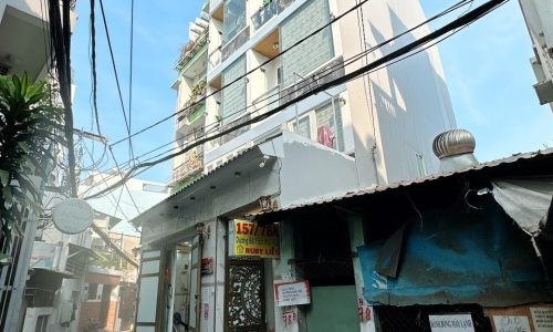 Ô Tô ngủ trong nhà  đường  Dương Bá Trạc giá chỉ 14,2 tỷ, Full Tiện nghi, DT 82m2 , Siêu sang trọng, 1 trệt 4 lầu