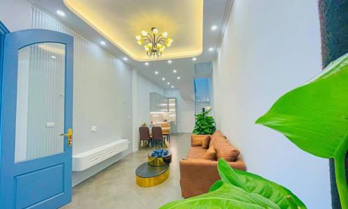 GẤP BÁN GẤP NHÀ 5 TẦNG LÔ GÓC VŨ PHẠM HÀM, TRUNG KÍNH 40M2 * 5.15 TỶ ĐẸP NHƯ HÌNH