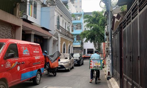 BÁN NHÀ HẺM NHỰA XE HƠI TRÁNH ĐƯỜNG LÊ QUANG ĐỊNH-72M2-9 TỶ 500 TRIỆU.