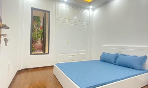 Bán nhà Thanh Xuân 40m2 x 4 tầng, mặt tiền 3.8m, phân lô, ô tô vào