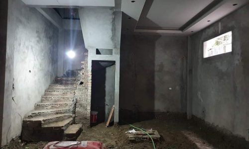 Cần bán tòa nhà văn phòng xây thô 9 tầng Phương Mai, HBT, Hà Nội.