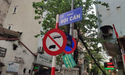 Chính chủ bán nhà Mặt ngõ Đội Cấn gần Lăng Bác giá 25,5 tỷ, 220m. MT 11m, có thể bán 1/2