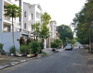 BÁN ĐẤT SÁT MẶT TIỀN ĐƯỜNG BÌNH LỢI-ĐA CHỨC NĂNG-THÍCH HỢP XÂY MỚI-10 TỶ 800 TRIỆU.