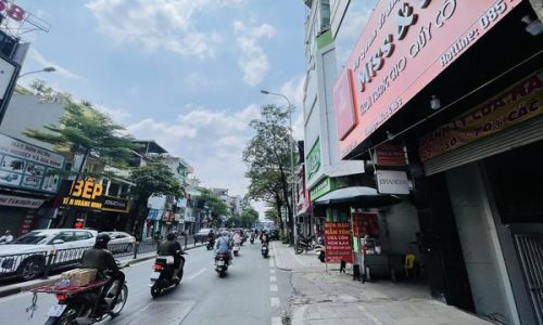 Giá Rẻ giật mình, Bán Gấp nhà mặt phố Tây Sơn, Đống Đa 41m2, 3 tầng, chỉ 5.9 tỷ