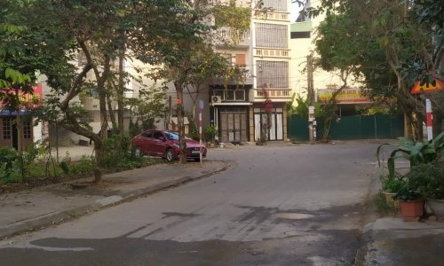 Cho thuê văn phòng, nhà nguyên căn Thạch Bàn đường 12m