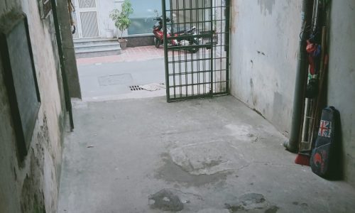 Gia đình cần bán nhà đẹp gấp TT T2 Phương Mai giá 2.9 tỷ, 120m2, ở luôn