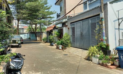 Lô đất hẻm 88 nguyễn văn tăng DT 72m giá tốt