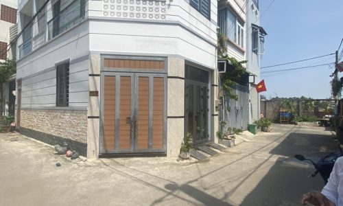 Bán đất 56m2 HXH Lô góc không lộ giới SHR, xây 4T Võ Văn Hát Q9. Chỉ 2.7 tỷ