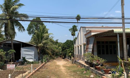 Bán gấp lô đất thổ vườn MT đường Suối Đá, Dương Minh Châu, Giá 550 Triệu.