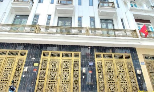 Chính chủ giảm sâu nhà mới 4 lầu 4PN 5WC hẻm 8m dt 4mx13m