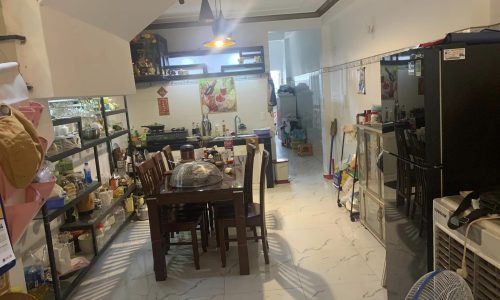 Bán nhà mặt phố Trần Nhân Tông, diện tích 95m, xây 3 tầng. Giá 5.7 tỷ