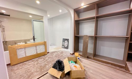 Nhà 3 Tầng mặt phố TÔN ĐẢN nhà mới xây. Nội thất cao cấp.