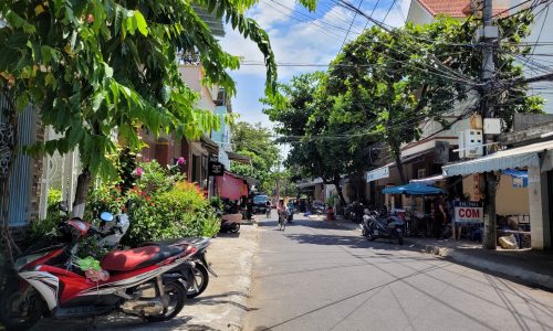 Bán nhà mặt phố Châu Thượng Văn, diện tích 126m. Giá 7.5 tỷ.