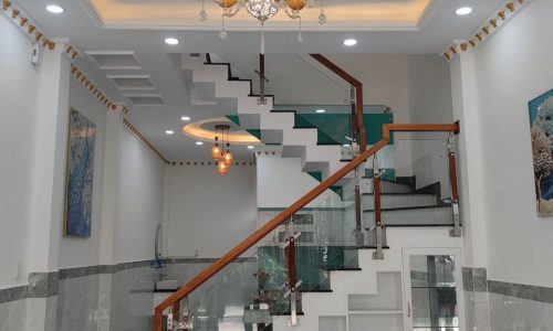 Chính Chủ Bán Gấp Căn Nhà Sát Chợ Lê Văn Quới Đường ÔTÔ