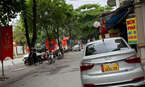 BÁN ĐẤT NGÕ 136 CẦU DIỄN,NỞ HẬU,50M RA Ô TÔ ĐỖ,XE BA GÁC ĐỖ CỔNG,38M2,MẶT TIỀN:3,4M