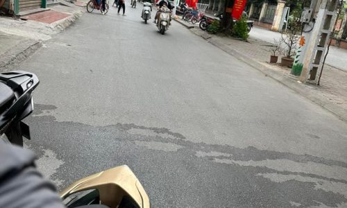 Bán nhà ngõ 136 Cầu Diễn,40m ra ô tô tránh,42m2,nhà cấp4,mặt tiền:4,75m