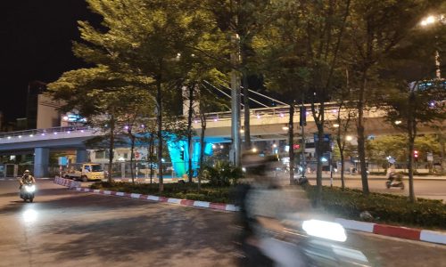 Rẻ 40%, Nhỉnh 4tỷ, Đường Láng, Đống Đa, 32m2, 4 tầng Ô tô. Kinh Doanh, Lô góc, Dòng Tiền